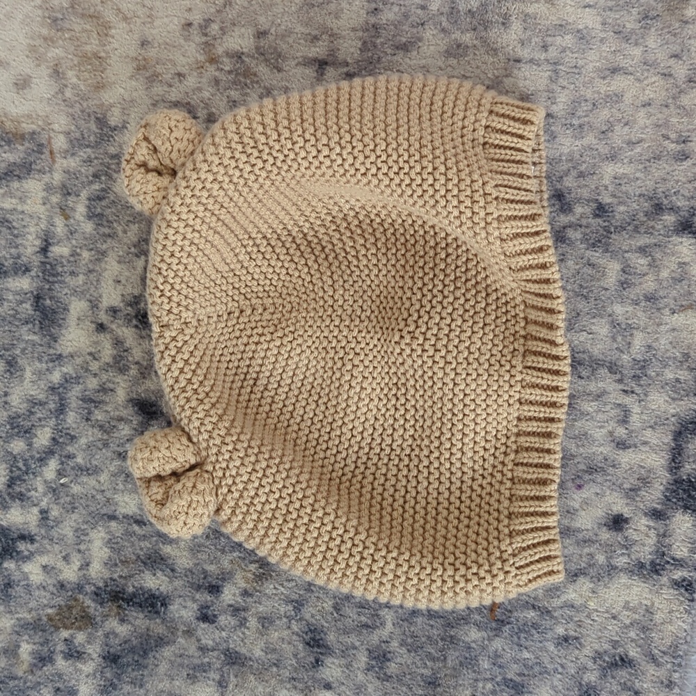 Like New GAP Cozy Tan Knit Bear Ear Beanie for Kids
